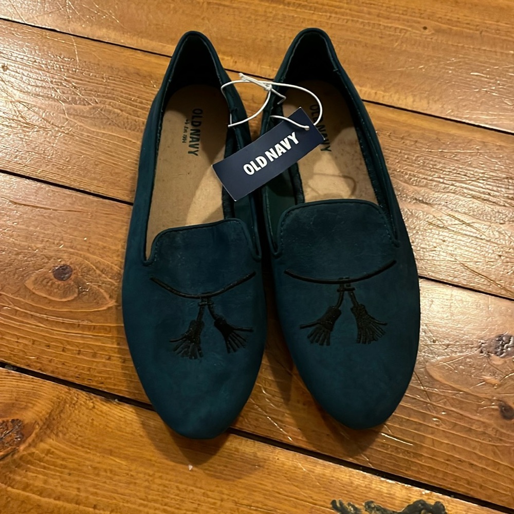 Old navy flats